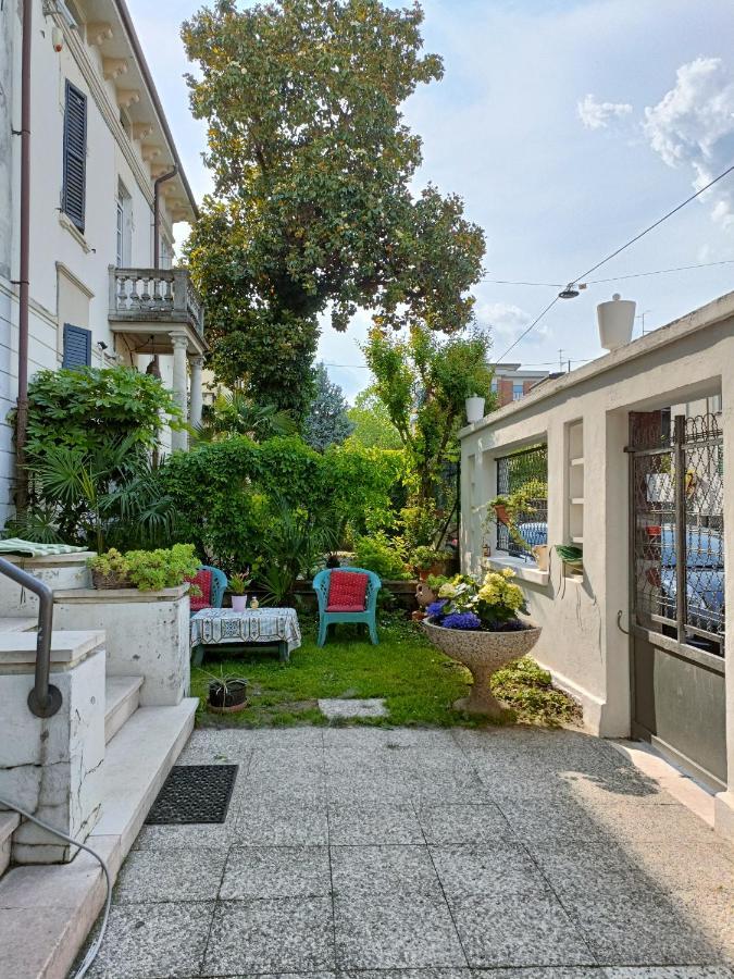 Chez Martha Bed & Breakfast Verona Exterior foto